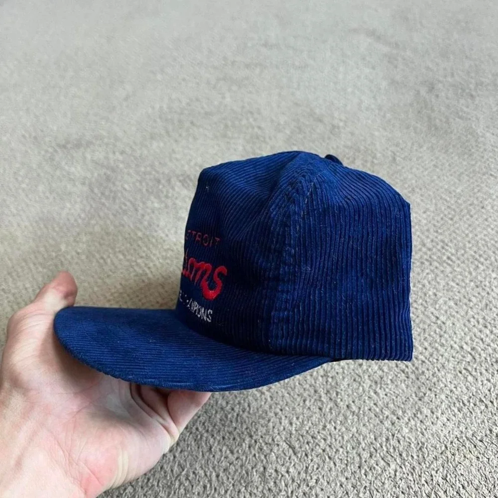Vintage‎ 1989 Detroit Pistons nba champions corduroy snap back hat